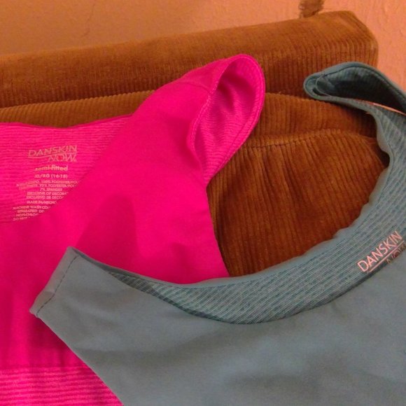 Bundle of 9 Athletic Tops 7of the 8 are Danskin - Picture 4 of 8